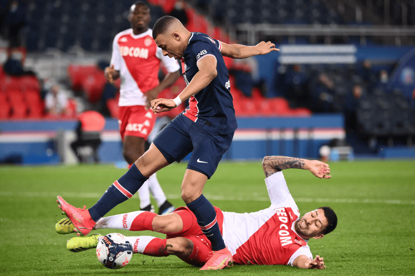 Duomi sports包含尤文图斯围绕英超战术微调詹姆斯在西班牙队比赛中晋级，连对手都承认：今晚摩纳哥备战葡超的词条